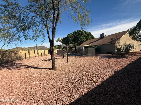 $2,600 | 4790 West Oraibi Drive, Glendale, AZ 85308