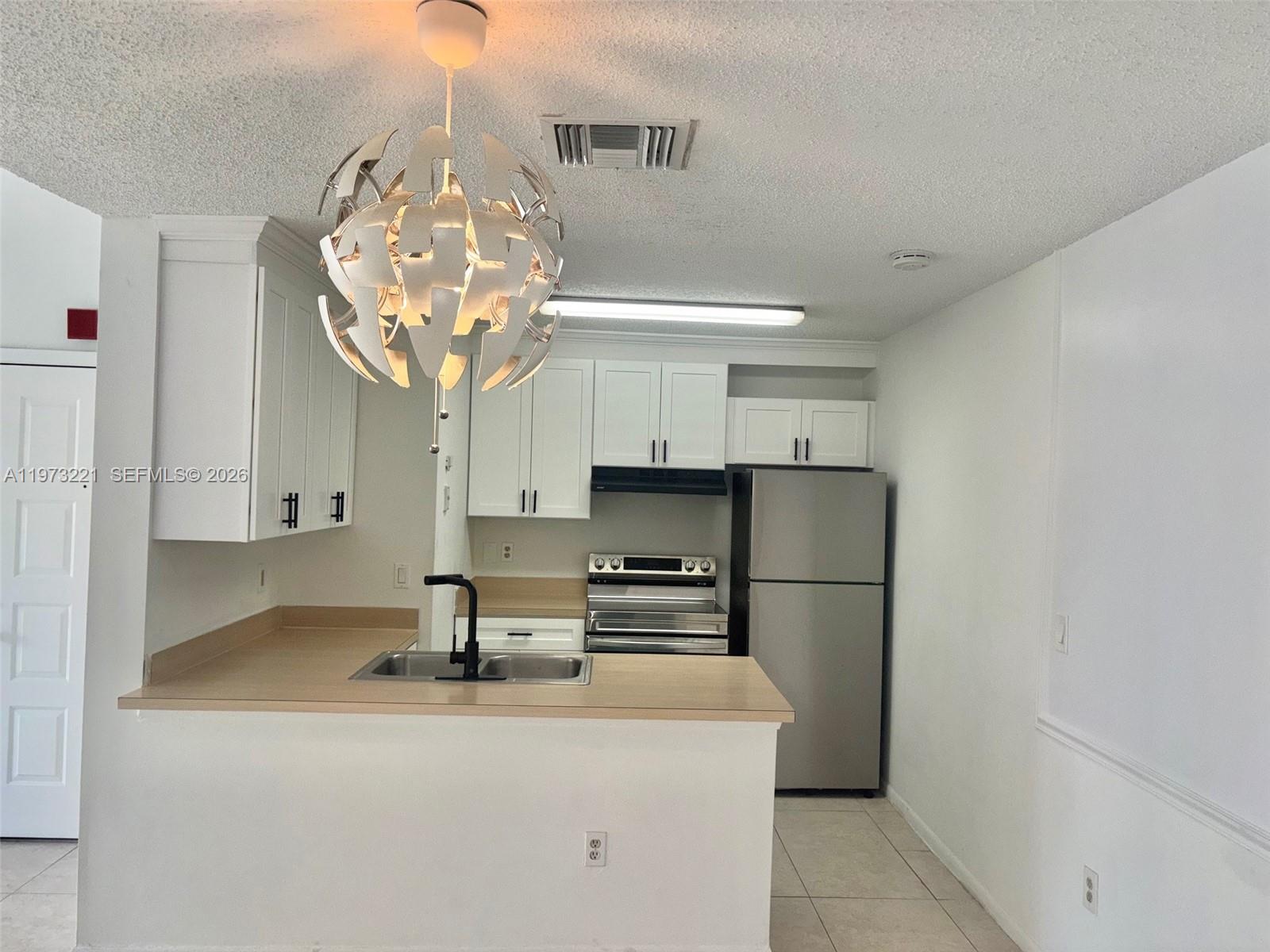 18324 Northwest 68th Avenue, Unit H Hialeah, FL 33015 - Photo 7 of 9