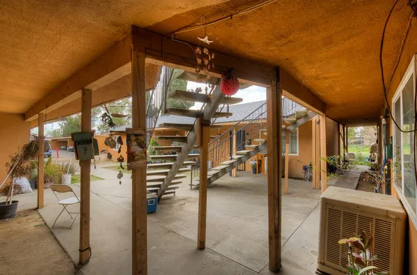 $2,288,888 | 1275 North 8th Street, Fresno, CA 93703