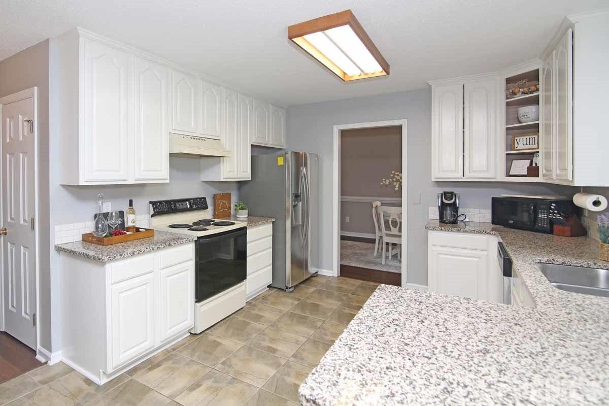 8533 Yucca Trail Raleigh, NC 27615 - Photo 7 of 26