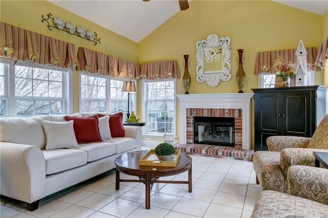 1010 Kiefer Ridge Drive Ballwin, MO 63021 - Photo 19 of 62 Gallery Image 19