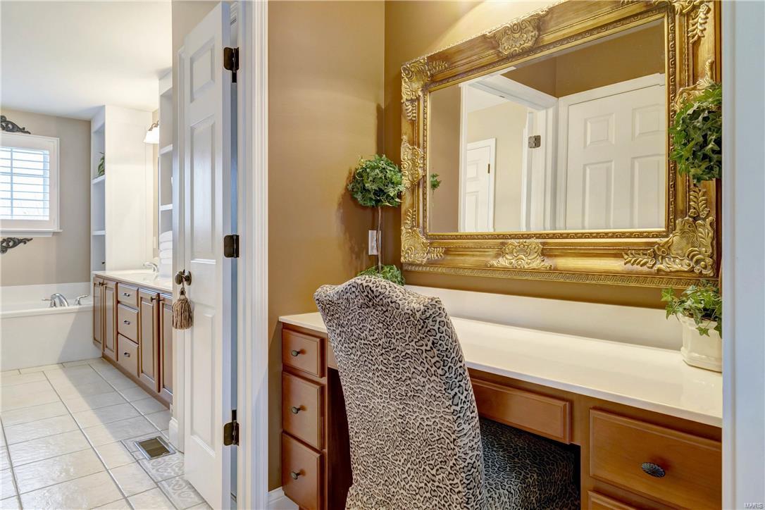 1010 Kiefer Ridge Drive Ballwin, MO 63021 - Photo 27 of 62 Gallery Image 27