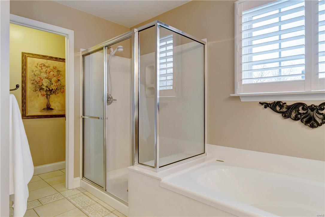1010 Kiefer Ridge Drive Ballwin, MO 63021 - Photo 30 of 62 Gallery Image 30