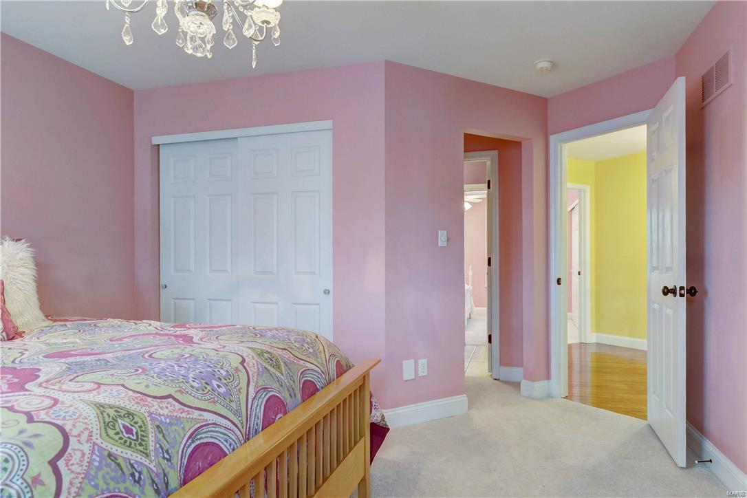 1010 Kiefer Ridge Drive Ballwin, MO 63021 - Photo 33 of 62 Gallery Image 33