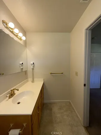 $1,700 | 10272 Hok Has Ha Lane, Kelseyville, CA 95451