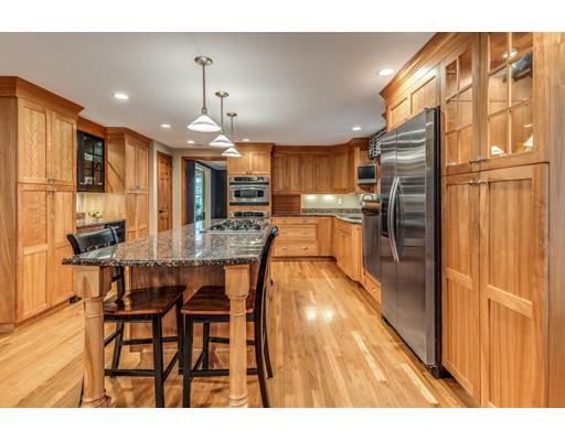 41 Upland Road West Arlington, MA 02474 - Photo 11 of 30 Gallery Image 11