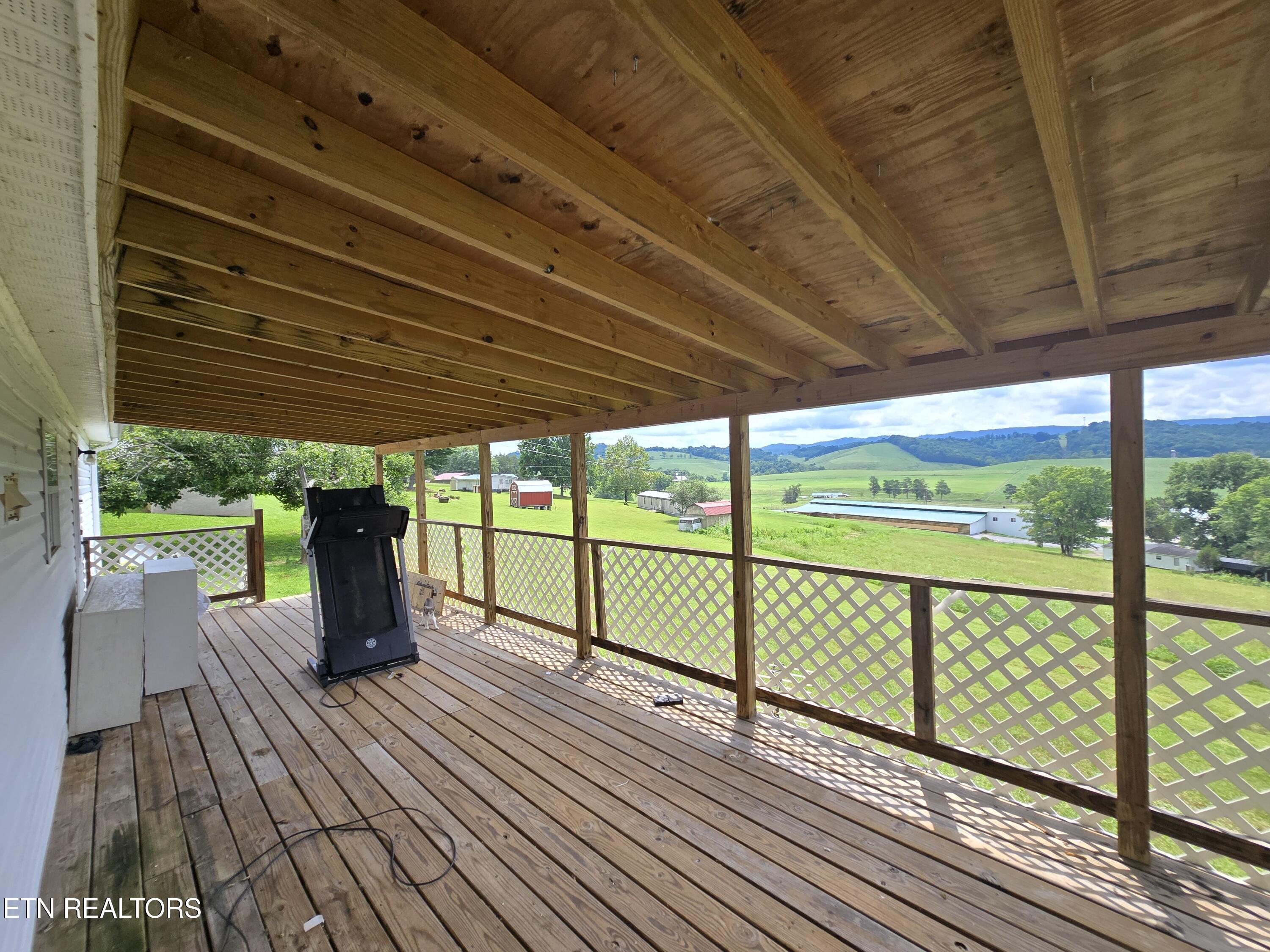 401 Conley Hill Road Jonesville, VA 24263 - Photo 24 of 28 1000036021