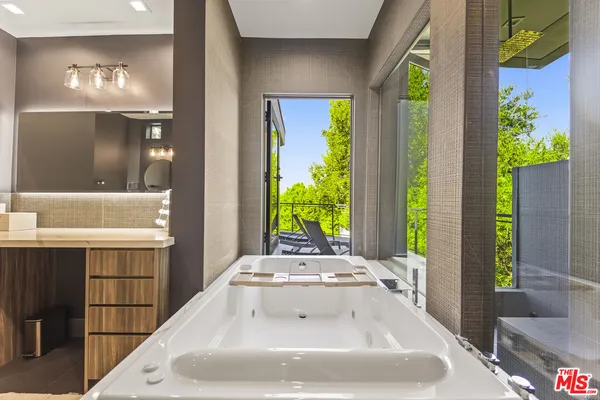 $33,000 | 3712 Broadlawn Drive, Los Angeles, CA 90068