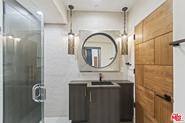 $33,000 | 3712 Broadlawn Drive, Los Angeles, CA 90068