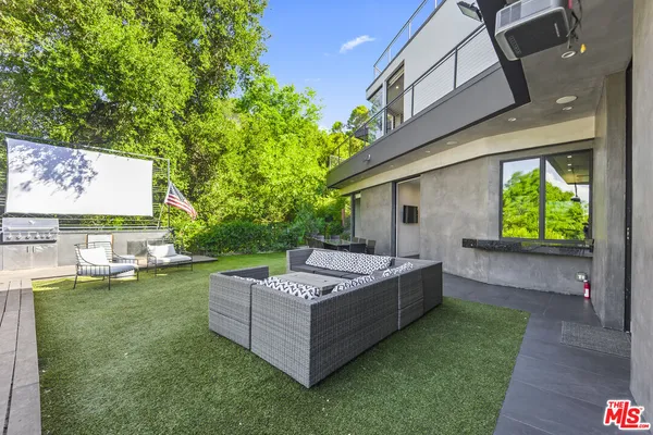 $33,000 | 3712 Broadlawn Drive, Los Angeles, CA 90068