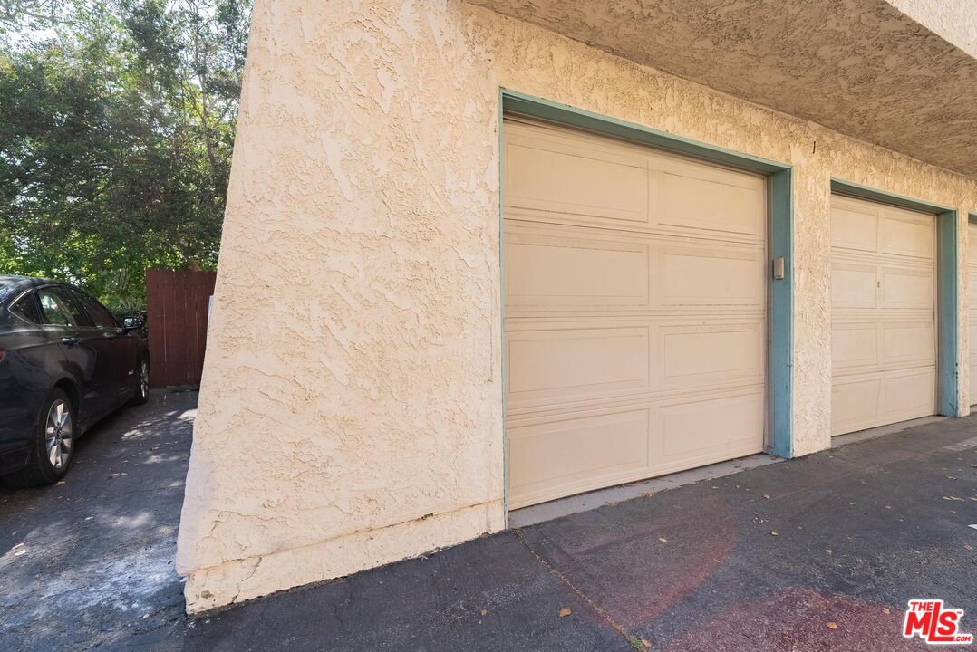2567 Grambling Lane Riverside, CA 92507 - Photo 31 of 38 an empty room with a wooden door