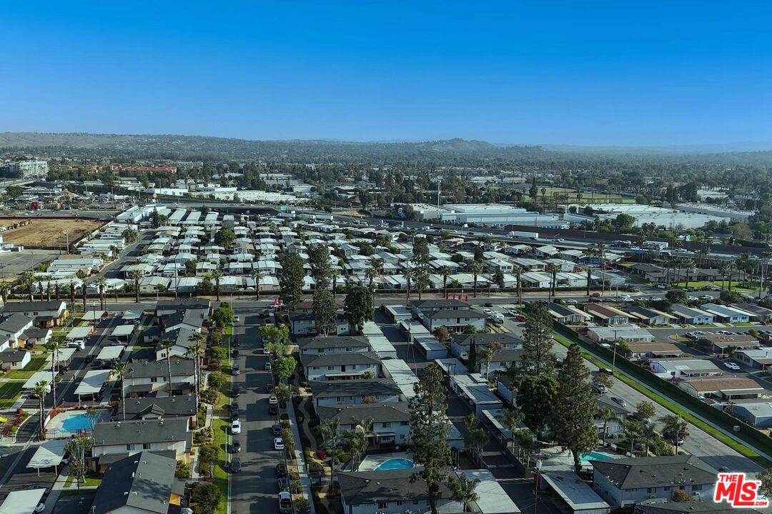 2567 Grambling Lane Riverside, CA 92507 - Photo 36 of 38 an aerial view of multiple house