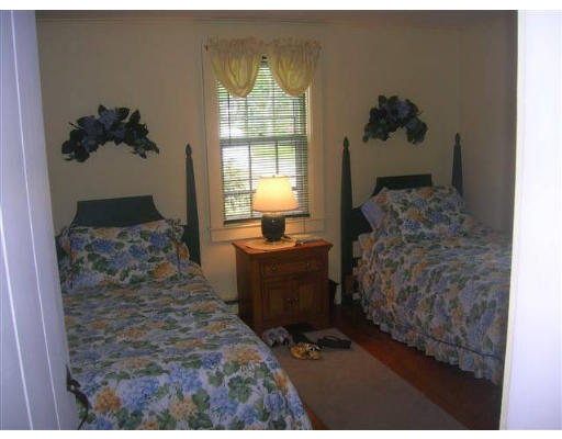 16 Milestone Road Nantucket, MA 02554 - Photo 3 of 3 Gallery Image 3
