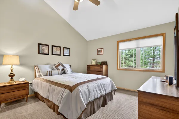 $347,900 | 1015 Shadowood Creek, Unit 3, West Bend, WI 53095