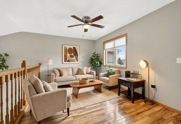 $347,900 | 1015 Shadowood Creek, Unit 3, West Bend, WI 53095
