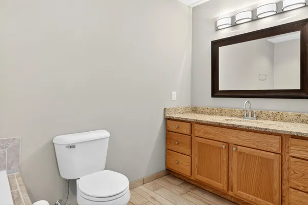$347,900 | 1015 Shadowood Creek, Unit 3, West Bend, WI 53095