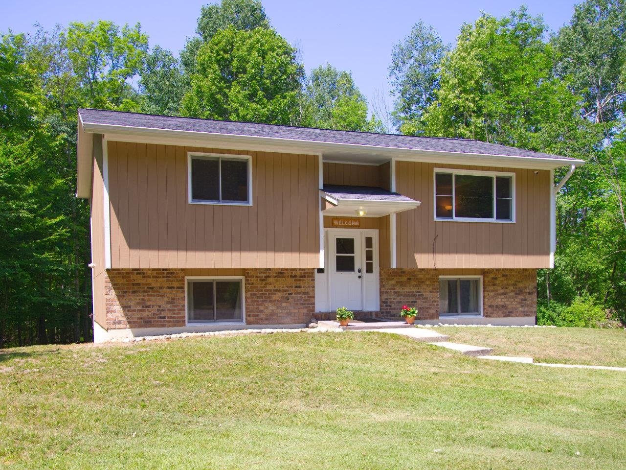 176 South Eldridge Road Benzonia, MI 49616 - Photo 68 of 69 1917534-67.JPG