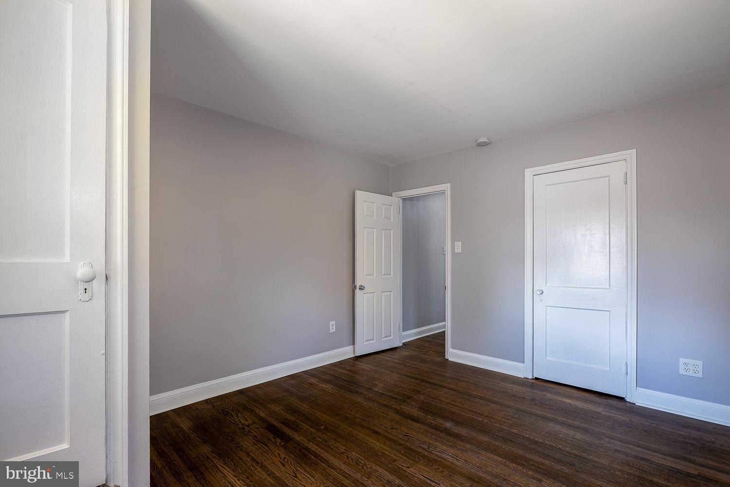 310 Brookhaven Road Wallingford, PA 19086 - Photo 9 of 19 Back Bedroom