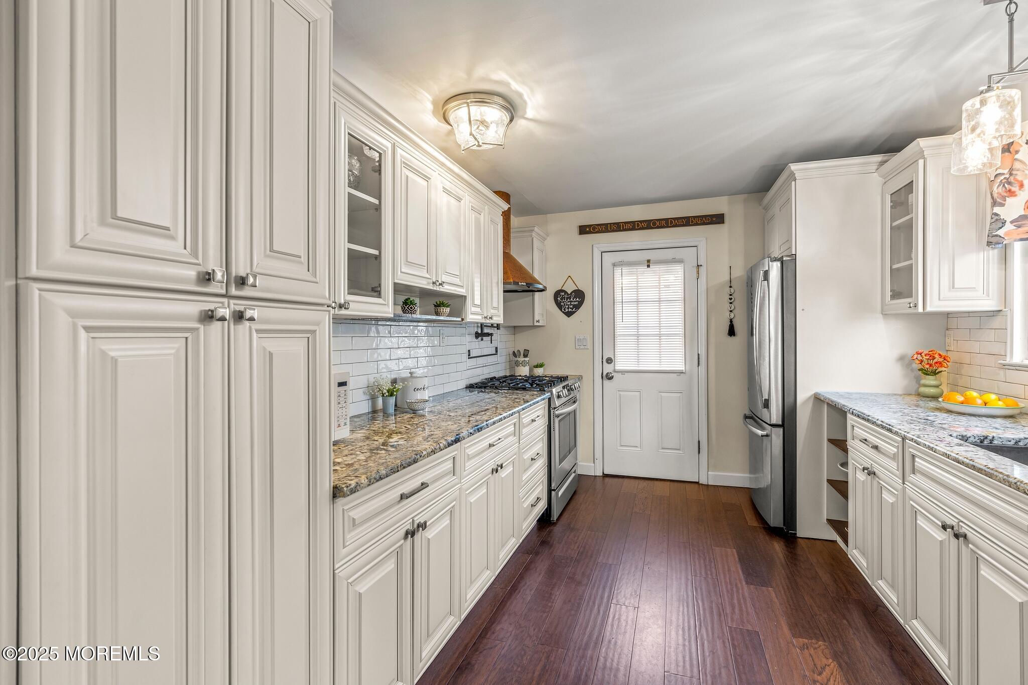 3 Rosemary Drive Hazlet, NJ 07730 - Photo 12 of 38 3 Rosemary Drive-15