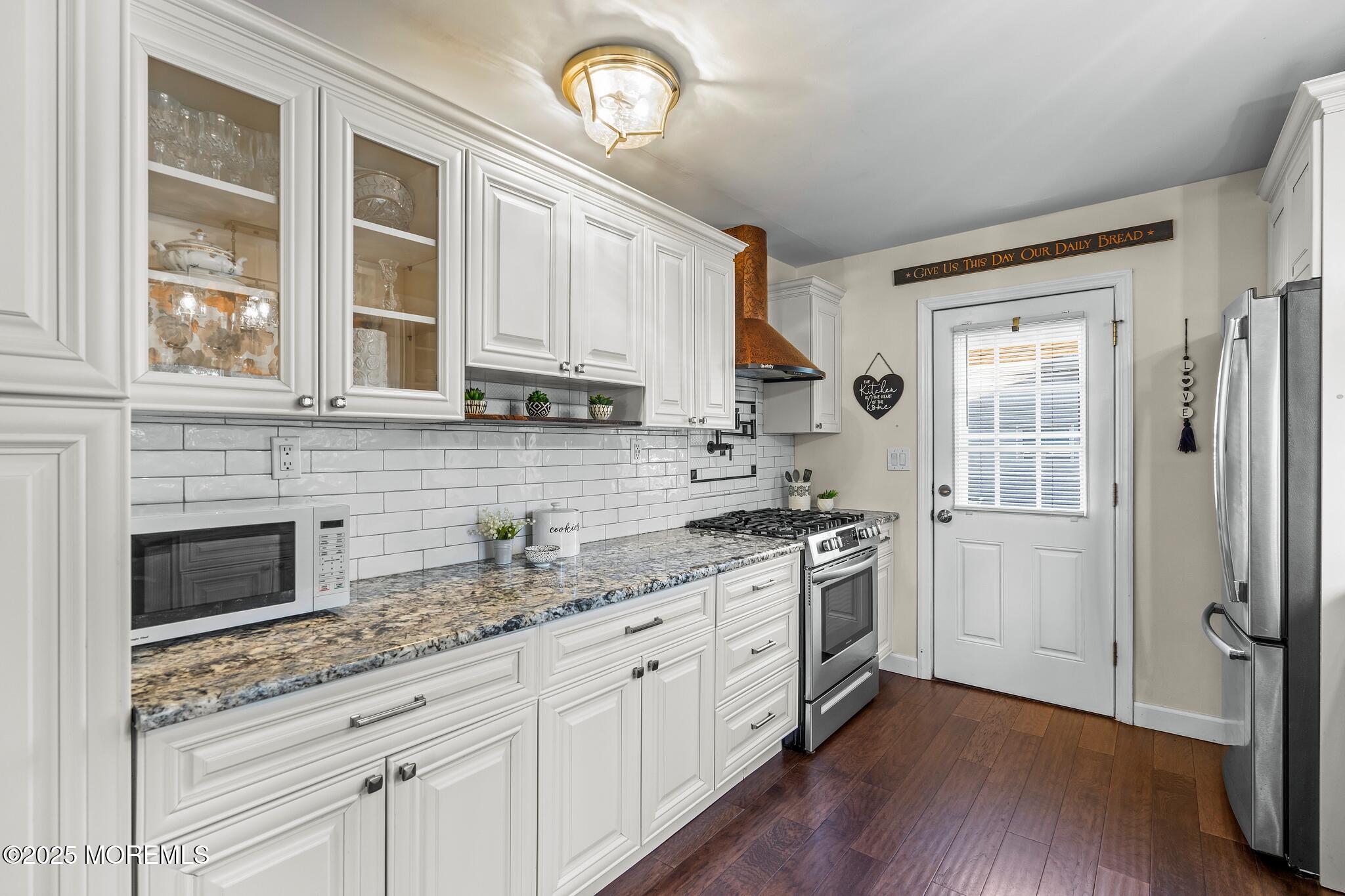 3 Rosemary Drive Hazlet, NJ 07730 - Photo 13 of 38 3 Rosemary Drive-16