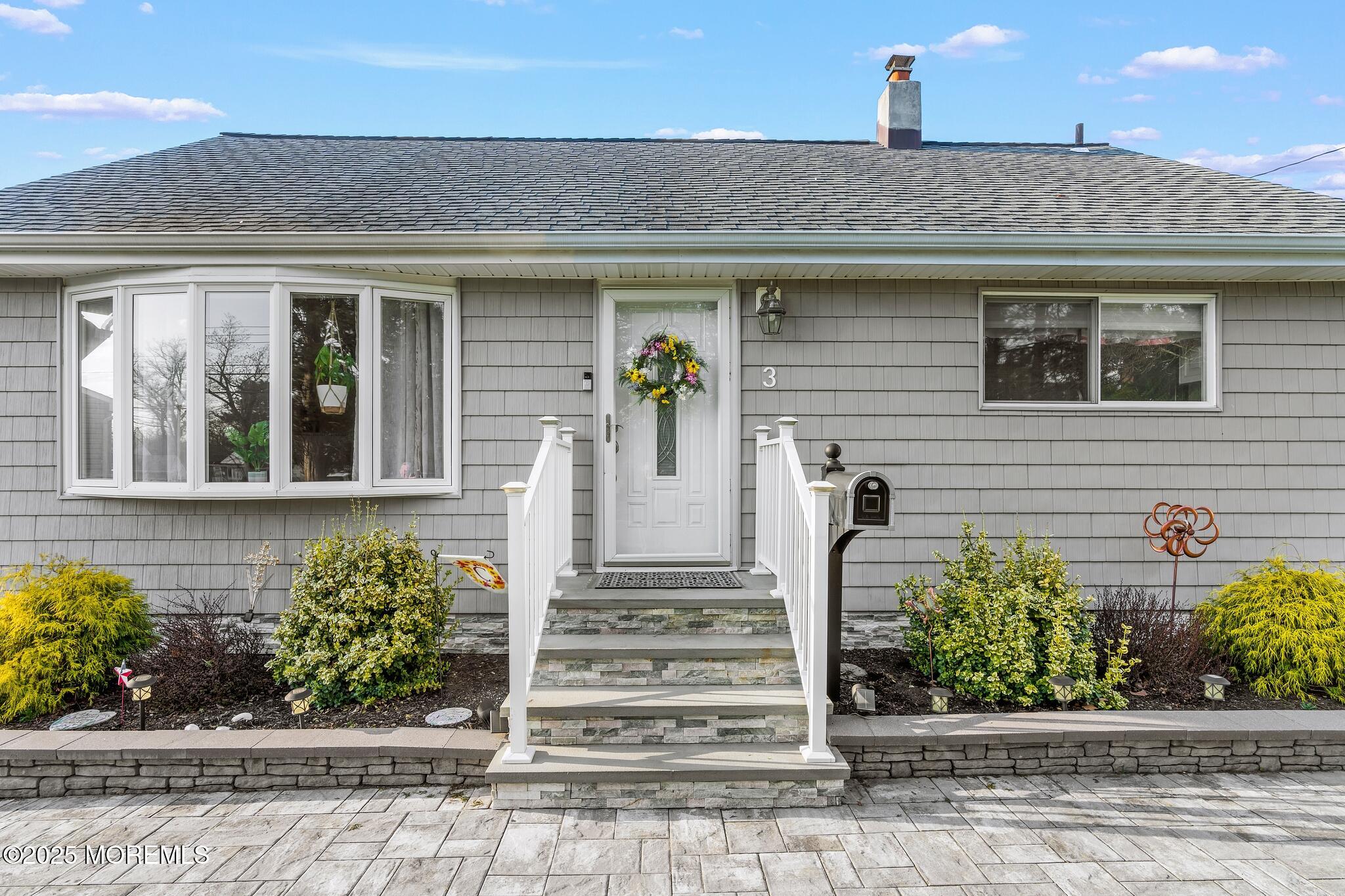 3 Rosemary Drive Hazlet, NJ 07730 - Photo 3 of 38 3 Rosemary Drive-3