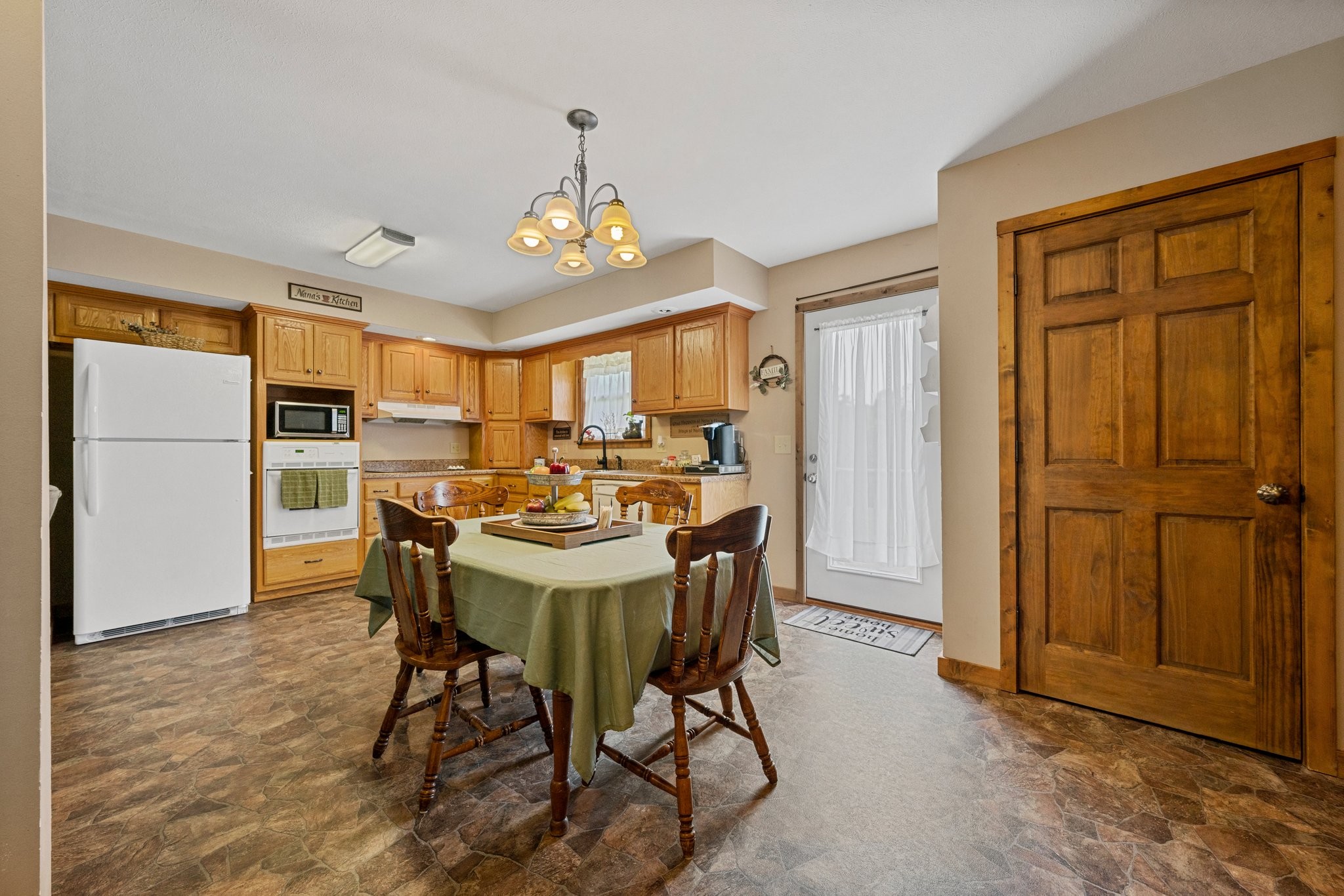3253 Oak Knob Road Lafayette, TN 37083 - Photo 12 of 34 Gallery Image 12