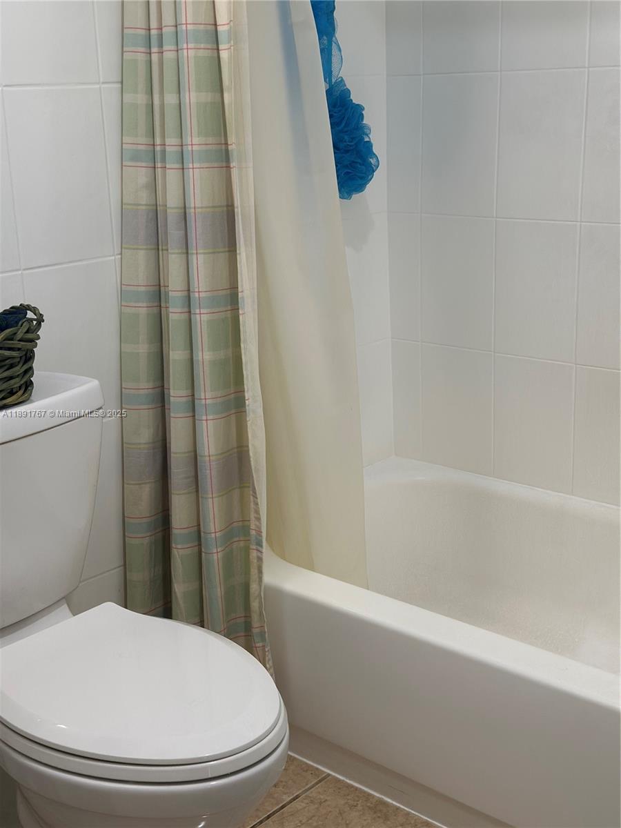 10751 Southwest 173rd Street Miami, FL 33157 - Photo 22 of 52 Gallery Image 22