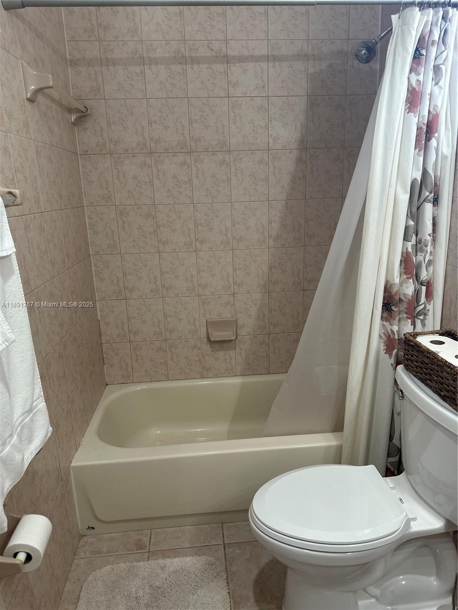 10751 Southwest 173rd Street Miami, FL 33157 - Photo 23 of 52 Gallery Image 23