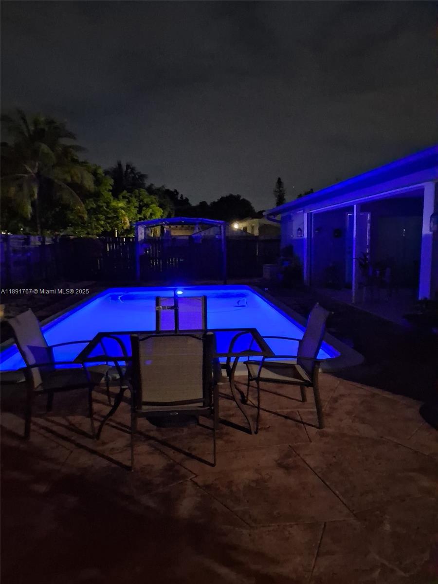 10751 Southwest 173rd Street Miami, FL 33157 - Photo 42 of 52 Gallery Image 42