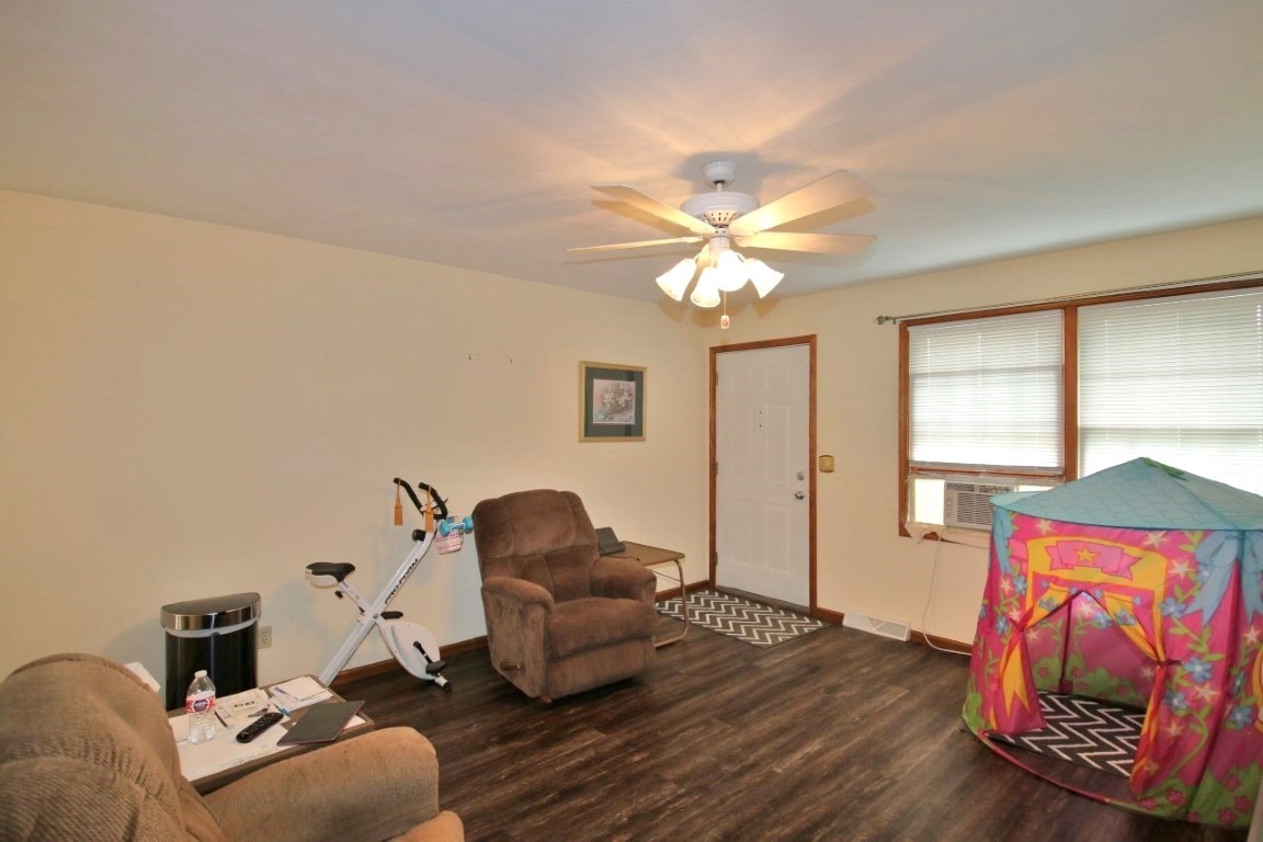 505 Pontiac Road Marquette Heights, IL 61554 - Photo 3 of 37 Gallery Image 3