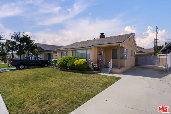 $975,000 | 4831 West 121st Street, Hawthorne, CA 90250