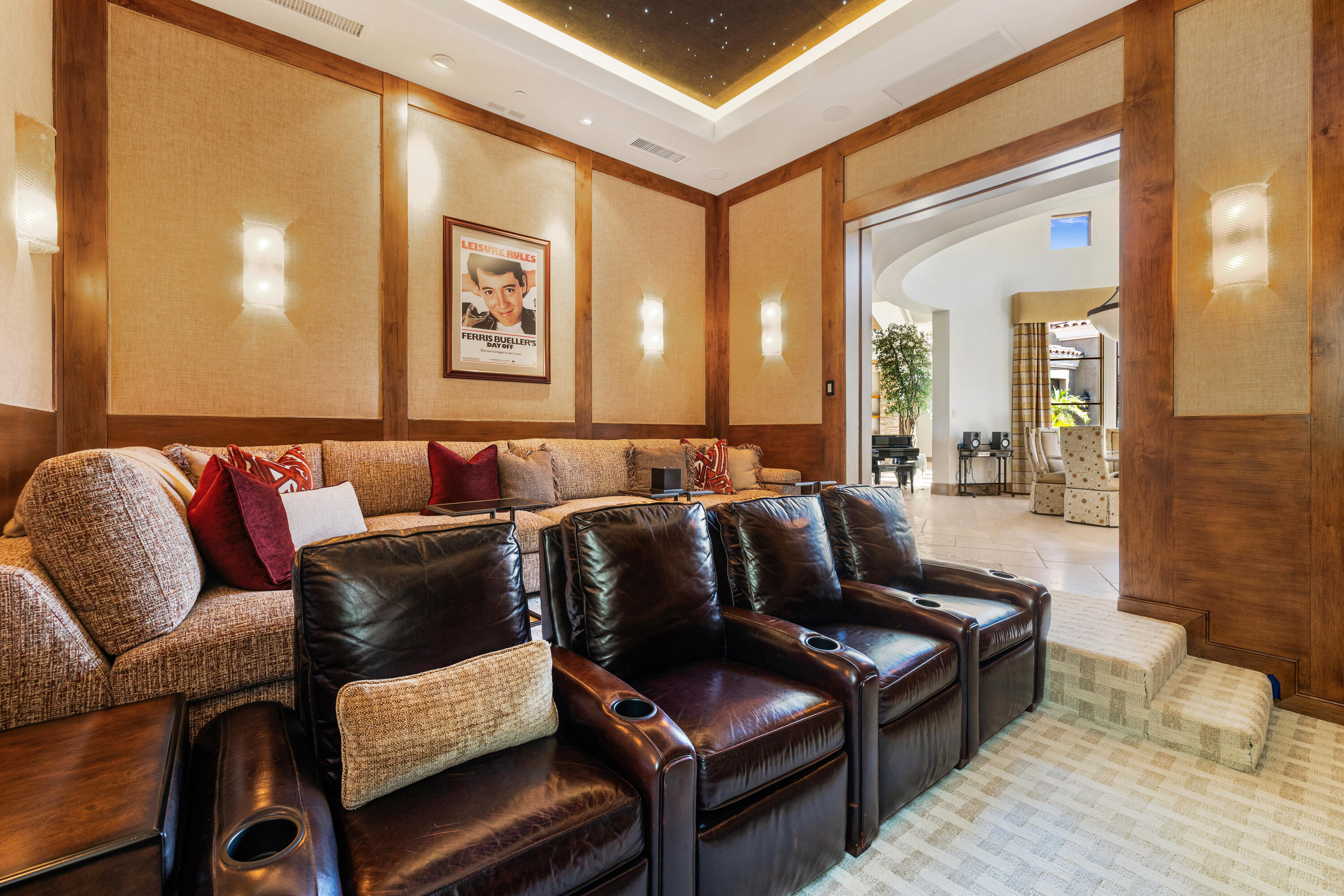 52711 Via Dona La Quinta, CA 92253 - Photo 26 of 61 a living room with furniture