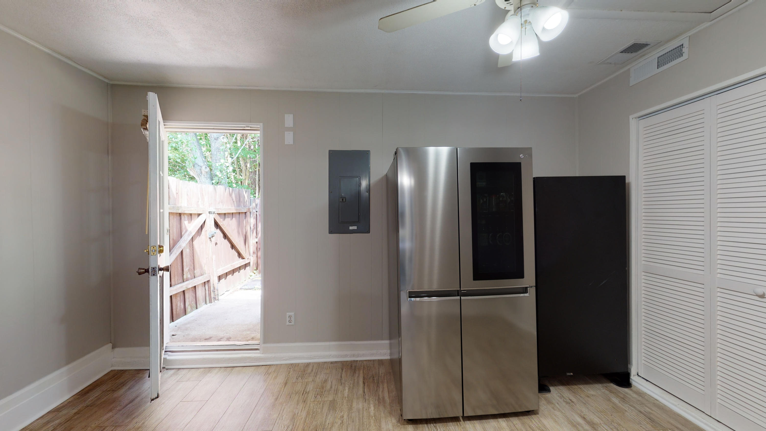 1149 Bellwood Road Charleston, SC 29412 - Photo 42 of 53 Utility and Laundry-1