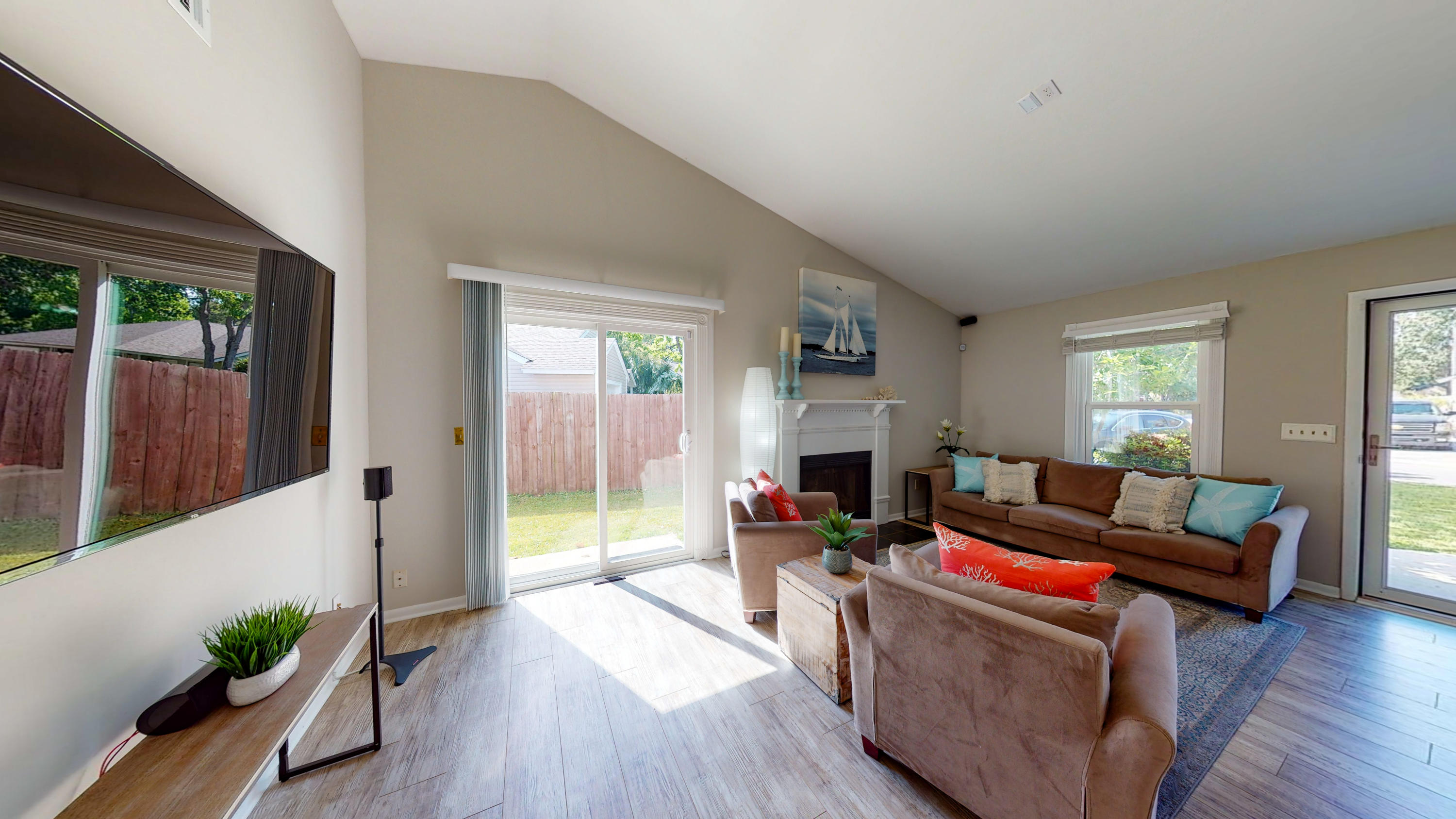 1149 Bellwood Road Charleston, SC 29412 - Photo 7 of 53 Living Room-4