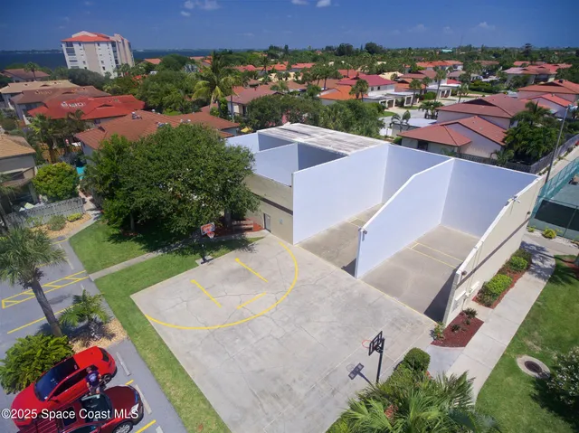 an aerial view of a houses
