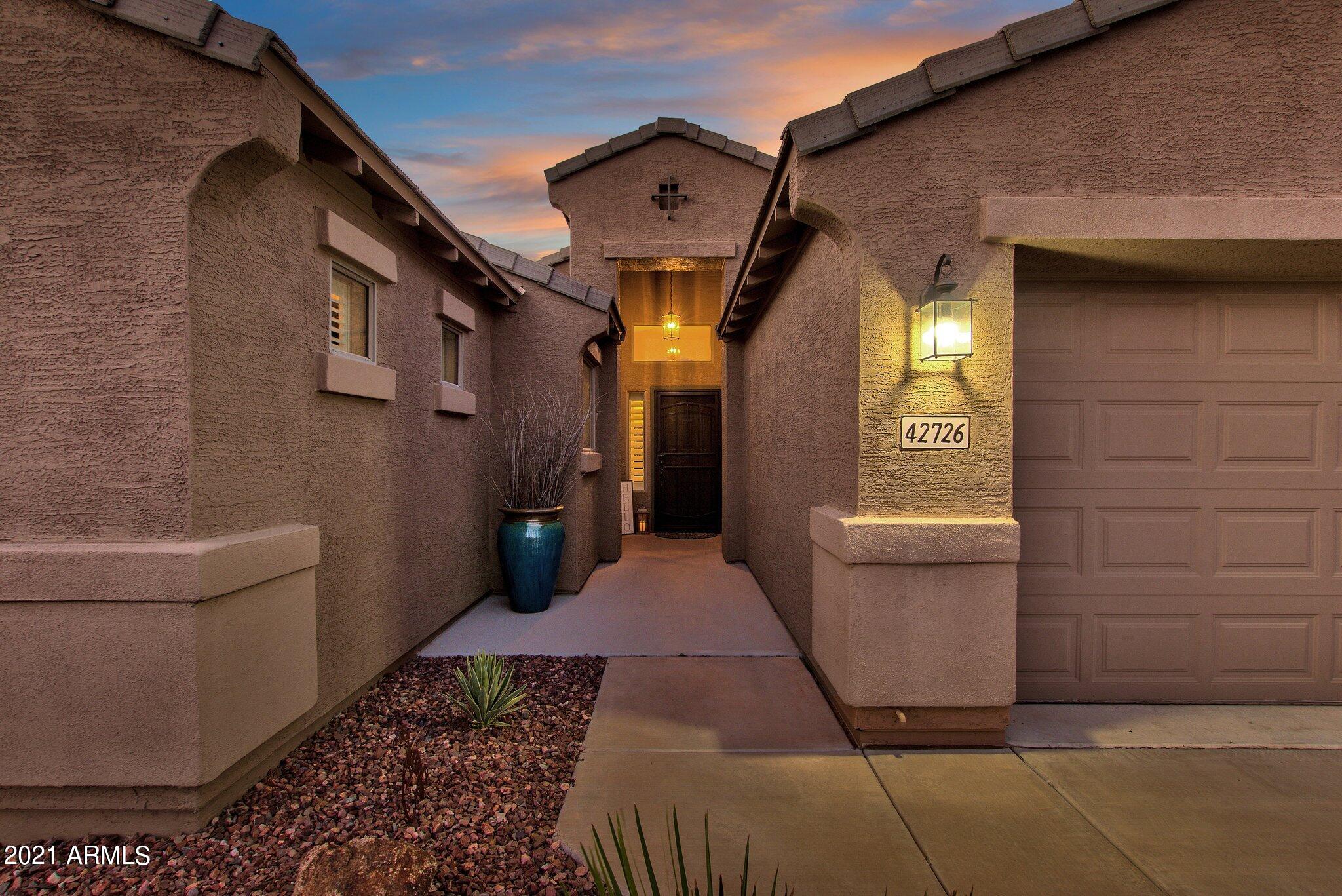 42726 West Venture Road Maricopa, AZ 85138 - Photo 4 of 45 Walkway