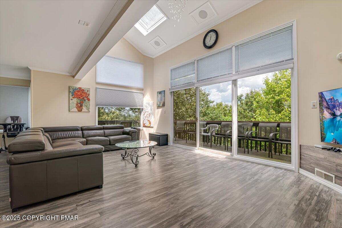 268 Big Pocono Pass Tannersville, PA 18372 - Photo 18 of 66 26-Photo Jul 30 2025, 11 00 00 AM