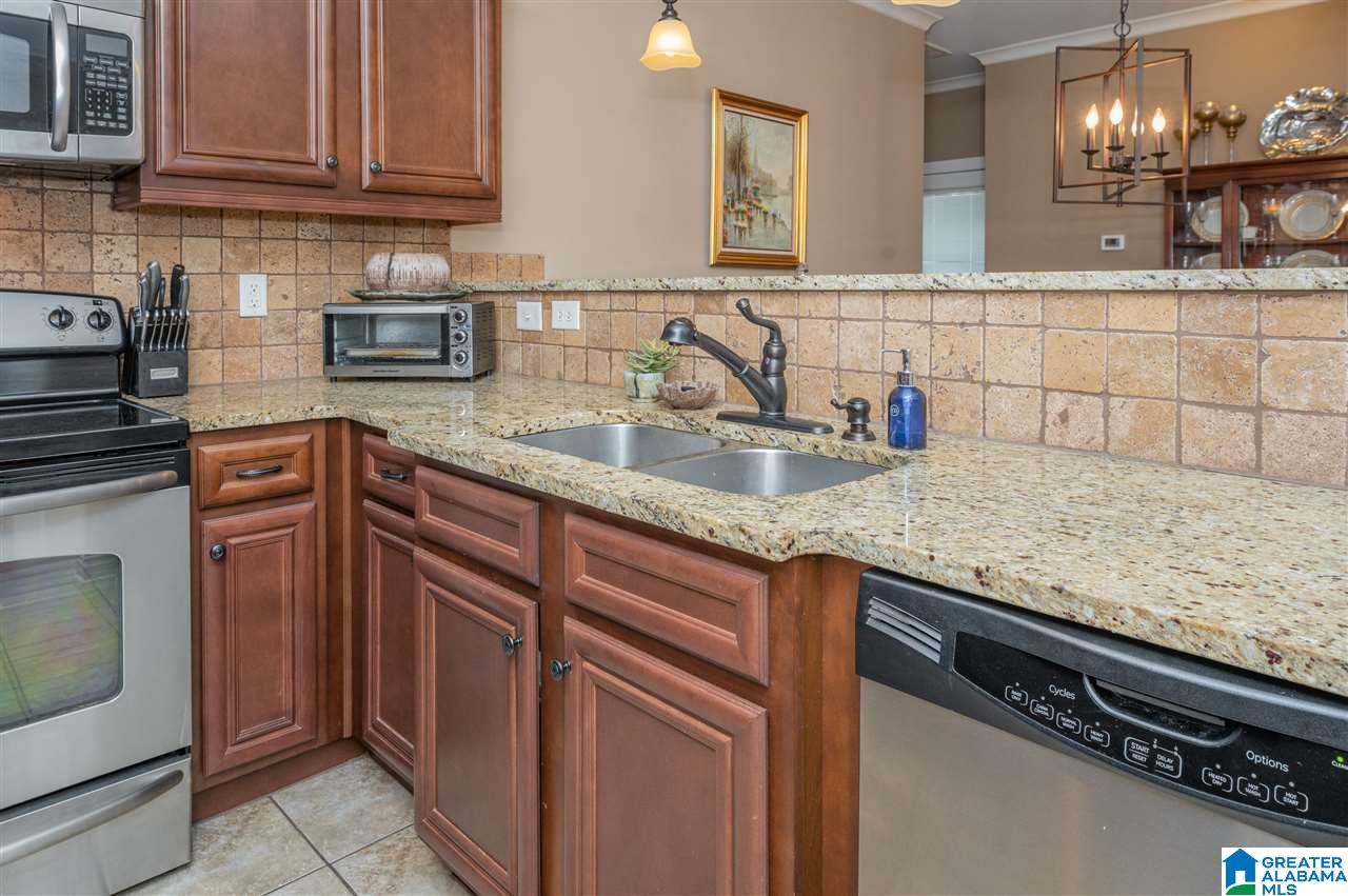 135 Kingston Ridge Birmingham, AL 35211 - Photo 15 of 42