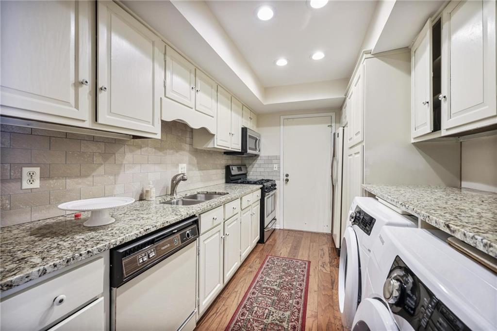6851 Roswell Road, Unit F5 Atlanta, GA 30328 - Photo 8 of 29 Gallery Image 8