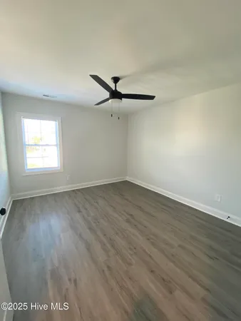 $1,950 | 1404 B Hartley Lane, Greenville, NC 27834