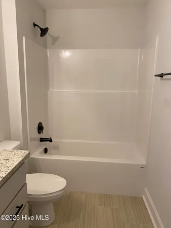 $1,950 | 1404 B Hartley Lane, Greenville, NC 27834