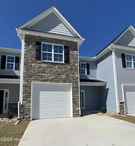 $2,000 | 1404 B Hartley Lane, Greenville, NC 27834