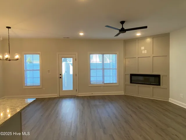 $2,000 | 1404 B Hartley Lane, Greenville, NC 27834