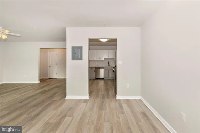 $165,000 | 828 Quince Orchard Boulevard, Unit 82820, Gaithersburg, MD 20878