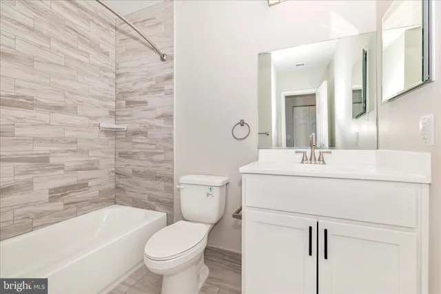 $165,000 | 828 Quince Orchard Boulevard, Unit 82820, Gaithersburg, MD 20878