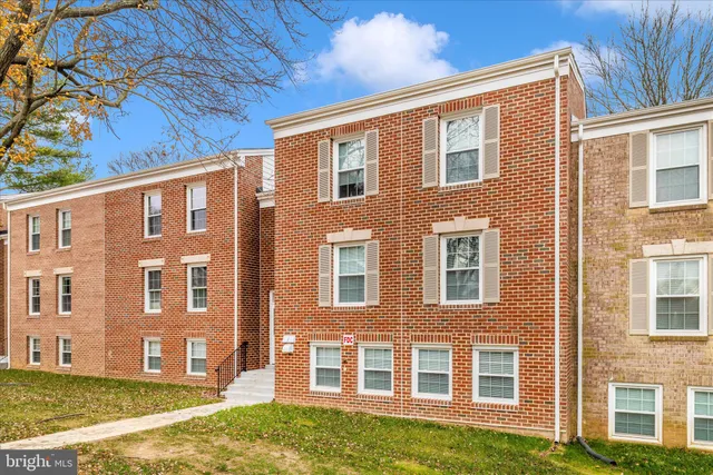 $165,000 | 828 Quince Orchard Boulevard, Unit 82820, Gaithersburg, MD 20878
