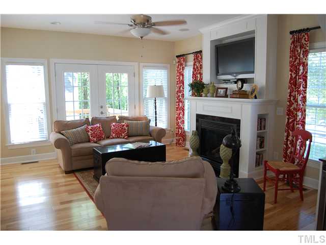 521 West Lenoir Street Raleigh, NC 27601 - Photo 3 of 4 Gas fireplace with granite surround, in-ceiling speakers ...