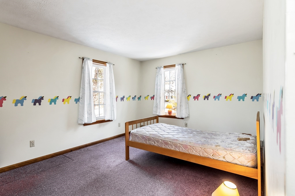 33 Lawson Farm Road Londonderry, NH 03053 - Photo 34 of 39 Gallery Image 34