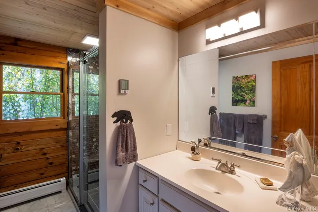 a view of entryway with a front door