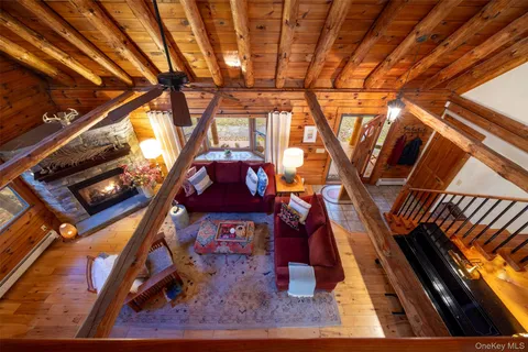 $890,000 | 2246 County Road 3, Olivebridge, NY 12461